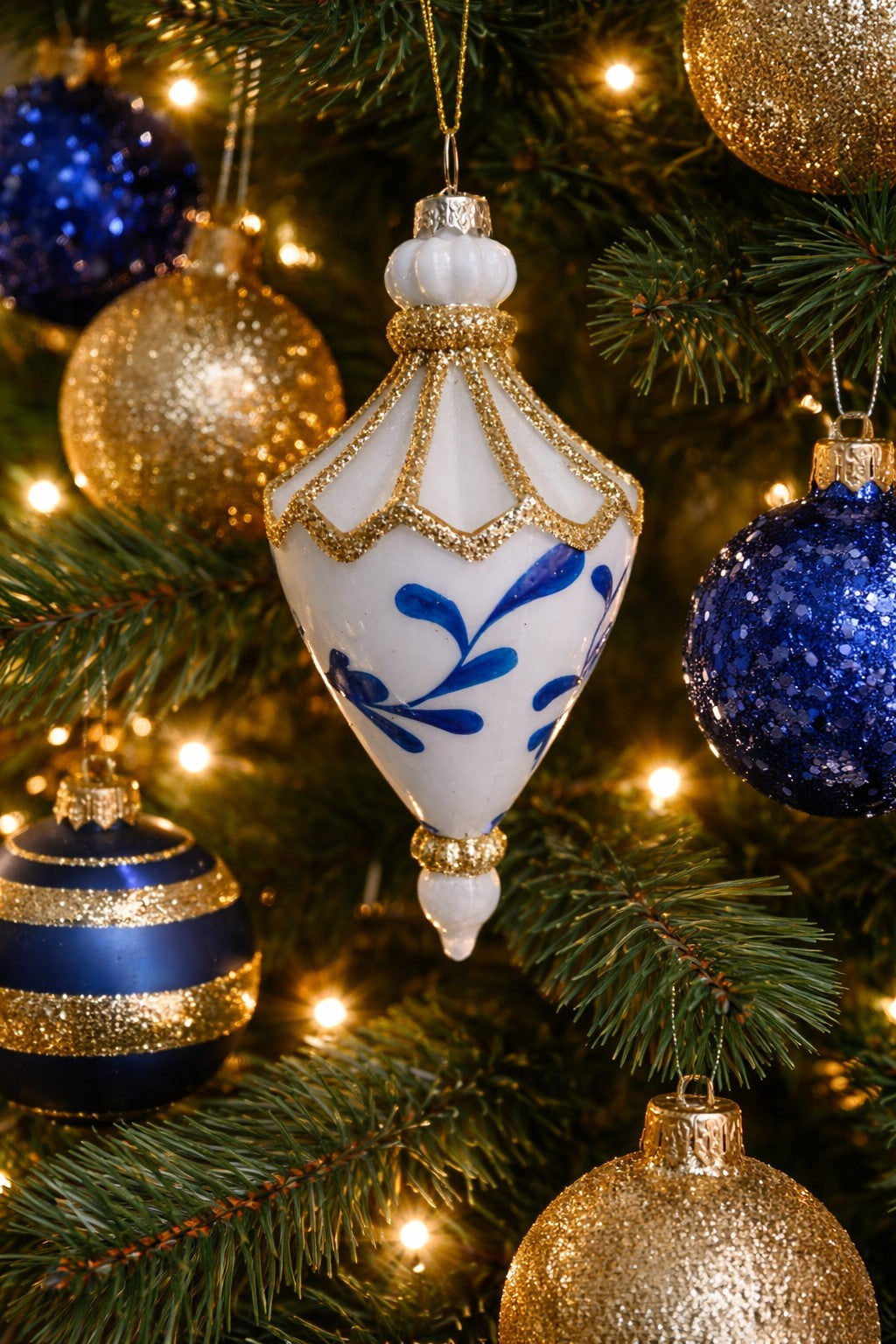 Blue, White, & Gold Finial 5"