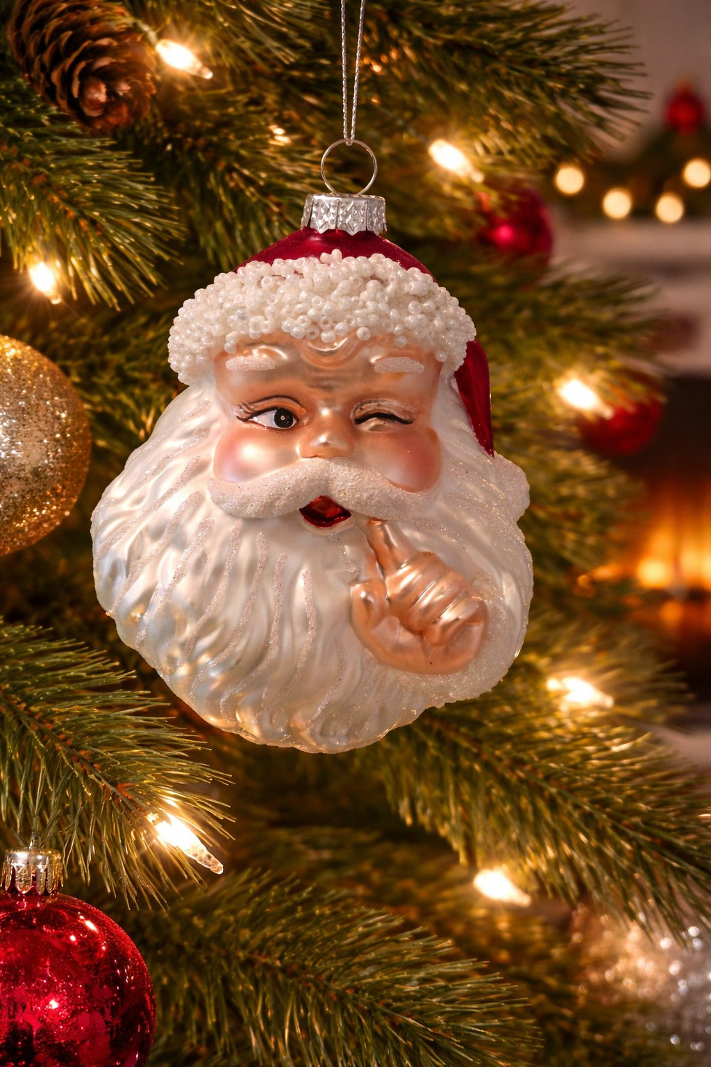 Santa face with bead trimmed hat 5"